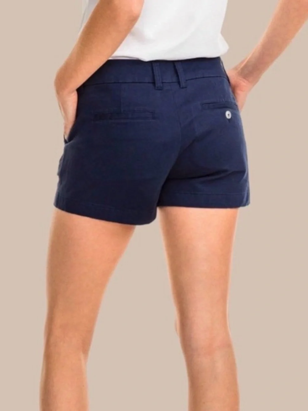 Southern Tide Best Seller “Leah 3 inch Short" size 2 - Picture 6 of 16